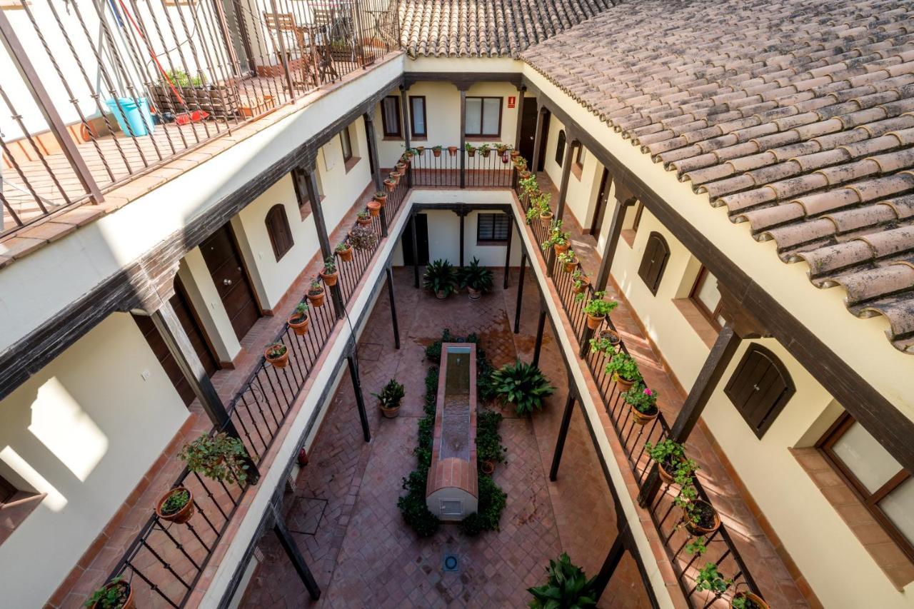 Lumbreras Host Apartment Sevilla Bagian luar foto