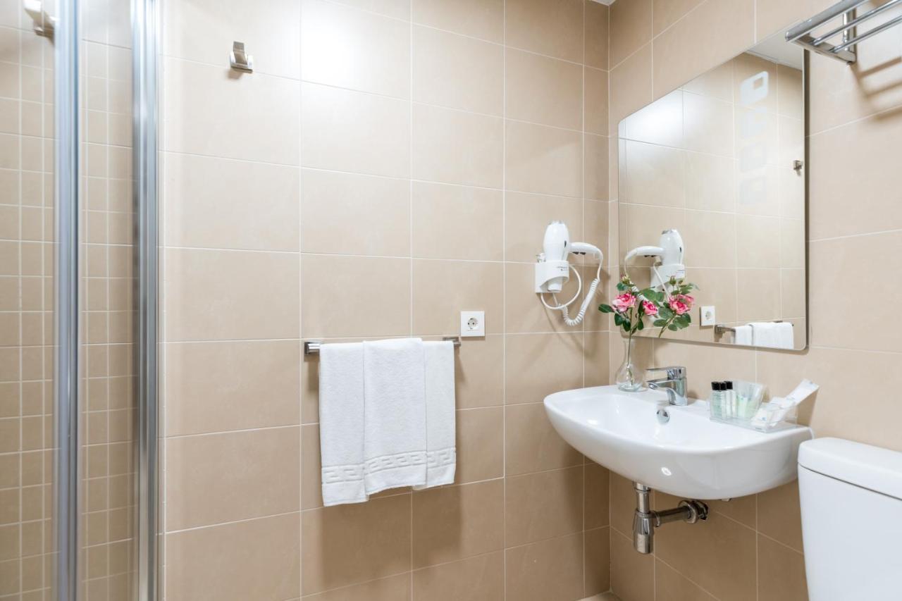 Lumbreras Host Apartment Sevilla Bagian luar foto